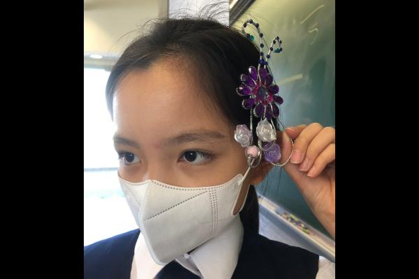 五年級《粵劇揸篤撑》創作粵劇頭飾